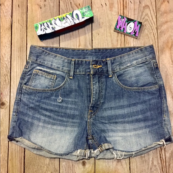 H&M Denim Shorts - Picture 5 of 8